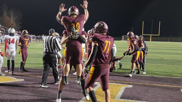 Walsh Jesuit football Ryan Isley 110323